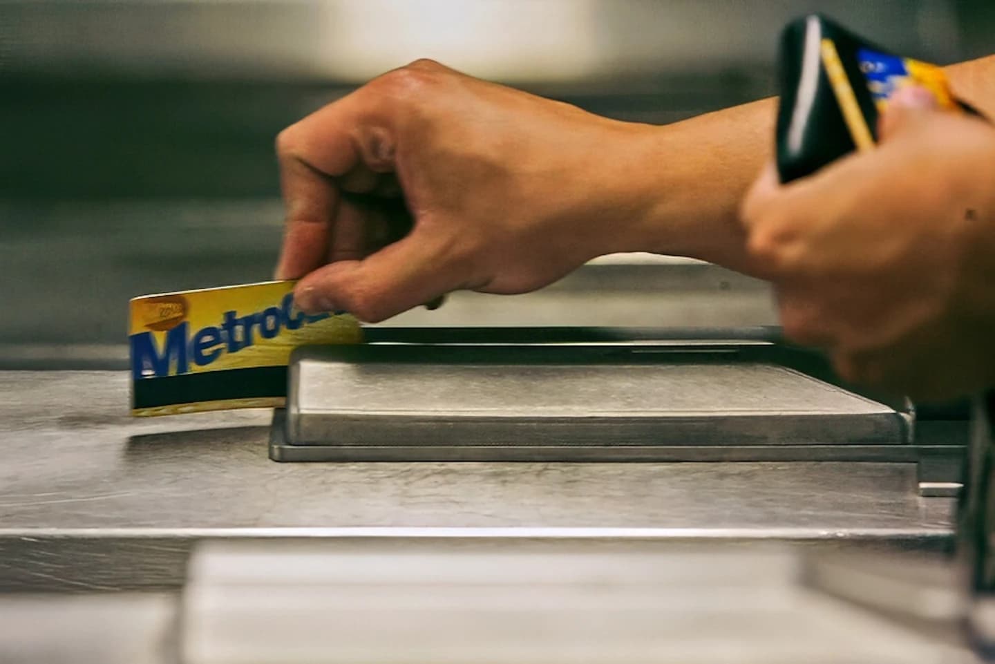 New York subway ends its MetroCard era and switches fully to tap-and-go fares